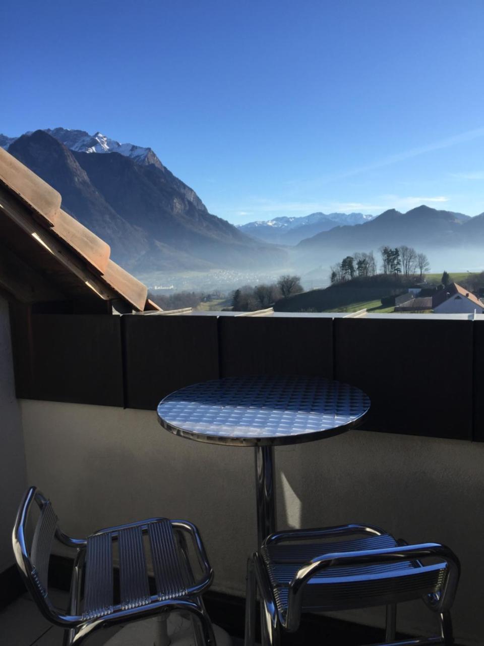 Hotel Bz Sunnahof Obersaxen Exteriör bild